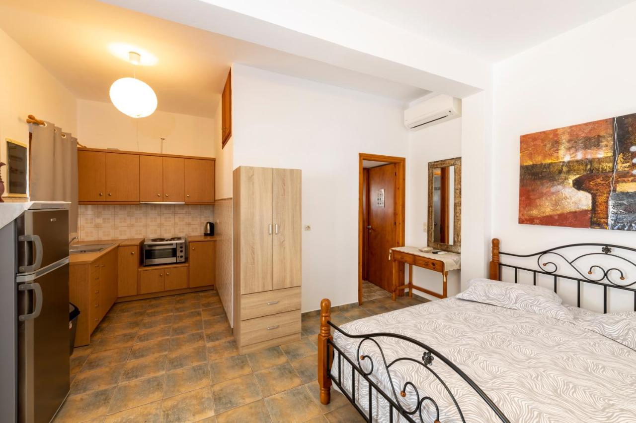Maria Studios Cherronisos  Екстериор снимка